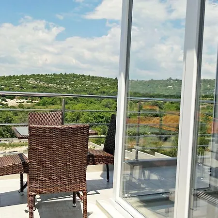 Apartment Bilanovic