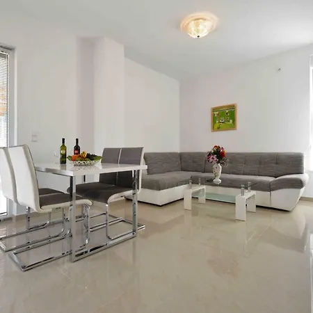 Bilanovic Apartment