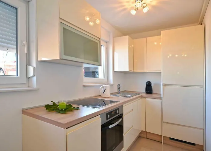 Bilanovic Lägenhet Tisno